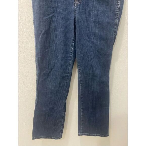 Gloria Vanderbilt Straight Leg Jeans Size 12 - Picture 3 of 6